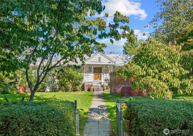 Photo 1 of Sale Pending at 2704 Ne 92nd Street, Seattle, WA 98115 | MLS# NWM2380338 | Listing updated on 2026-09-25