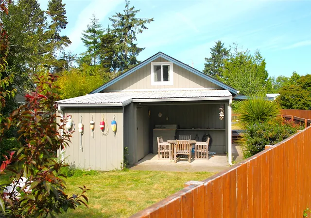 Photo 3 of Sale Pending at 1620 S Ocosta St, Westport, WA 98595 | MLS# NWM2393037 | Listing updated on 2026-08-27