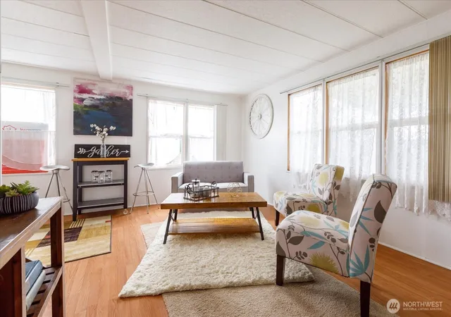 Photo 4 of Manufactured home for sale at 701 S Main St #1, Coupeville, WA 98239 | MLS# NWM2398134 | Listing updated on 2026-09-23