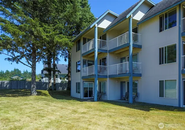 Photo 2 of Sale Pending at 210 26th Street Nw #224, Long Beach, WA 98631 | MLS# NWM2408388 | Listing updated on 2026-09-25