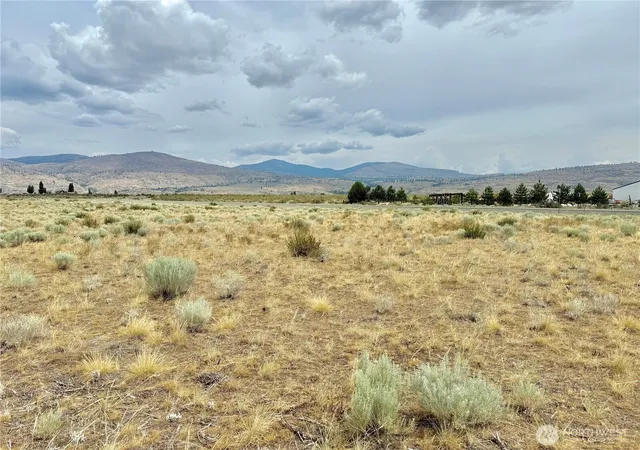 Photo 4 of Sale Pending at 26 Old Riverside A Hwy, Omak, WA 98841 | MLS# NWM2410556 | Listing updated on 2026-09-25