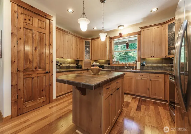 Photo 3 of Sale Pending at 33402 Se Wood Dr, Washougal, WA 98671 | MLS# NWM2413086 | Listing updated on 2026-05-20