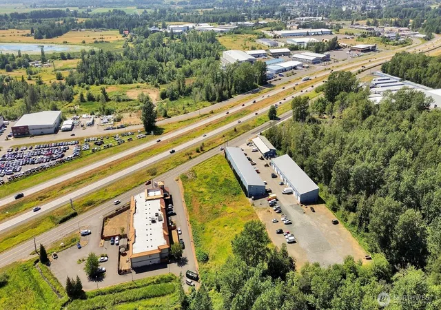 Photo 4 of Sale Pending at 5400 Barrett Rd, Ferndale, WA 98248 | MLS# NWM2414144 | Listing updated on 2026-09-25