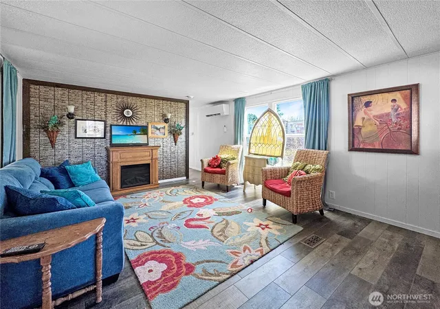 Photo 2 of Sale Pending at 1019 Ne Empire St, College Place, WA 99324 | MLS# NWM2420625 | Listing updated on 2026-08-17