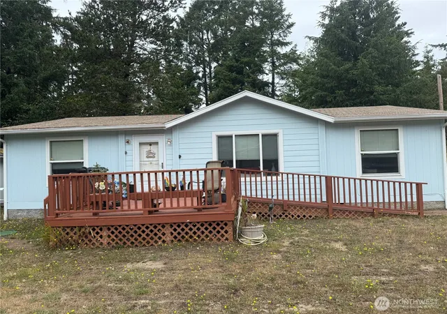 Photo 2 of Manufactured home for sale at 1410 304th Place, Ocean Park, WA 98640 | MLS# NWM2420742 | Listing updated on 2026-09-30