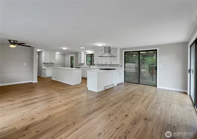 Photo 3 of Single family home for sale at 314 Snohomish Dr, La Conner, WA 98257 | MLS# NWM2422690 | Listing updated on 2026-09-30