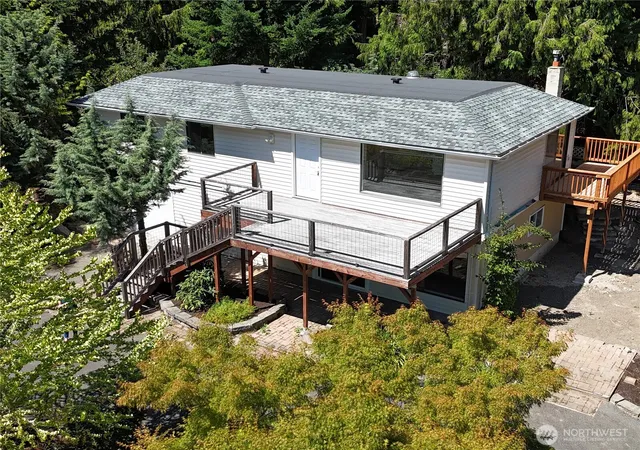 Photo 1 of Single family home for sale at 314 Snohomish Dr, La Conner, WA 98257 | MLS# NWM2422690 | Listing updated on 2026-09-30