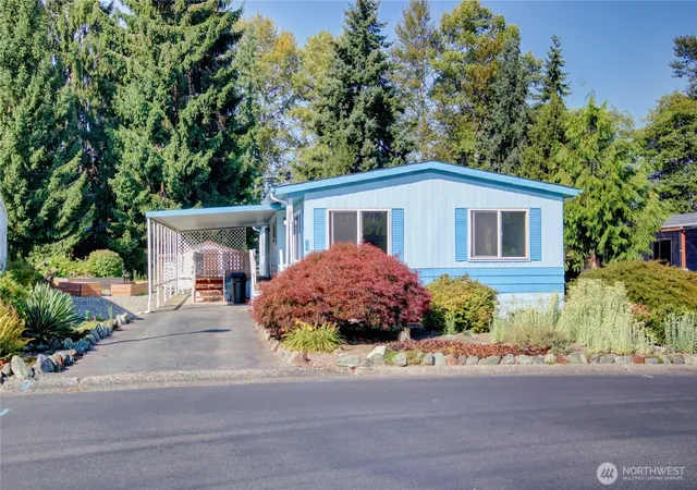 Photo 1 of Manufactured home for sale at 2725 E Fir St #67, Mount Vernon, WA 98273 | MLS# NWM2423136 | Listing updated on 2026-10-16