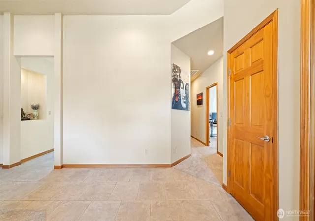 Photo 4 of Single family home for sale at 3504 W 34th Avenue, Kennewick, WA 99337 | MLS# NWM2423796 | Listing updated on 2026-10-09