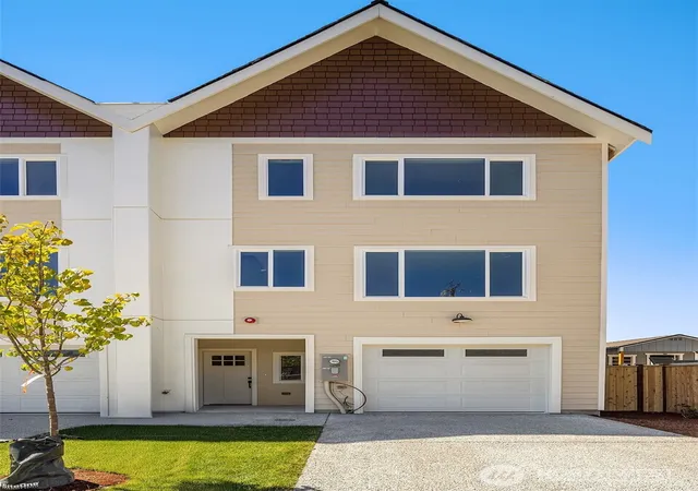 Photo 1 of Sale Pending at 6614 52nd Avenue W, University Place, WA 98467 | MLS# NWM2424797 | Listing updated on 2026-06-02