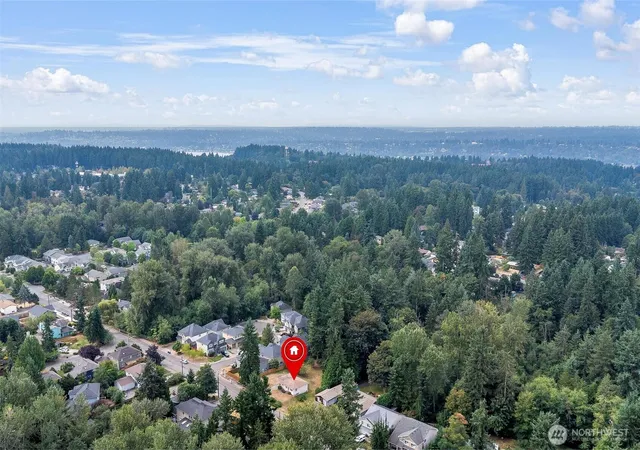 Photo 4 of Sale Pending at 15031 78th Avenue NE, Kenmore, WA 98028 | MLS# NWM2425369 | Listing updated on 2026-09-25