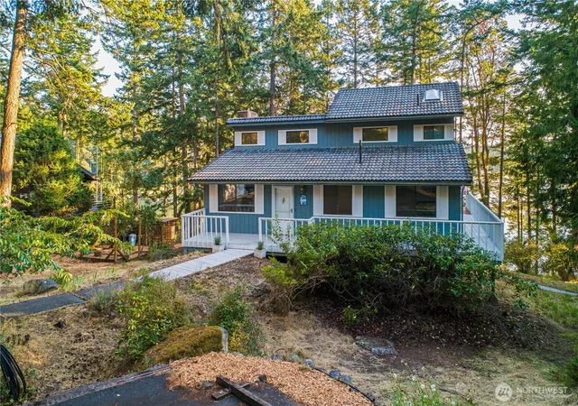Photo 3 of Sale Pending at 309 Afterglow Dr, Friday Harbor, WA 98250 | MLS# NWM2426289 | Listing updated on 2026-09-25