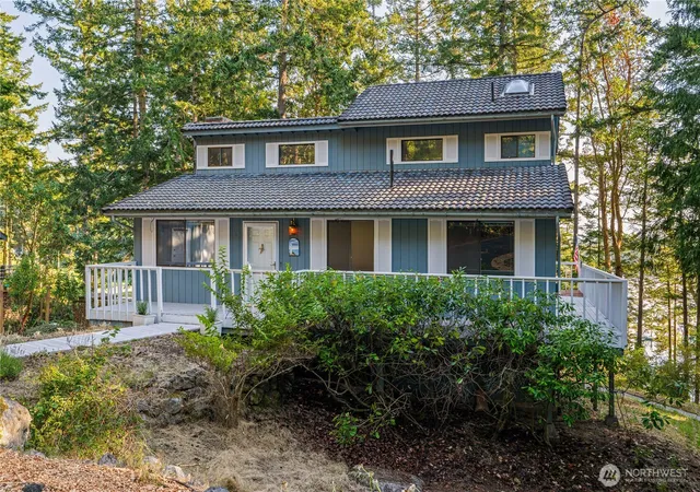 Photo 3 of Sale Pending at 309 Afterglow Dr, Friday Harbor, WA 98250 | MLS# NWM2426289 | Listing updated on 2026-09-25