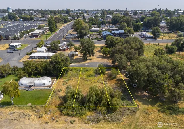 Photo 2 of Land for sale at 1012 Ashley Way S, Moses Lake, WA 98837 | MLS# NWM2426585 | Listing updated on 2026-10-21
