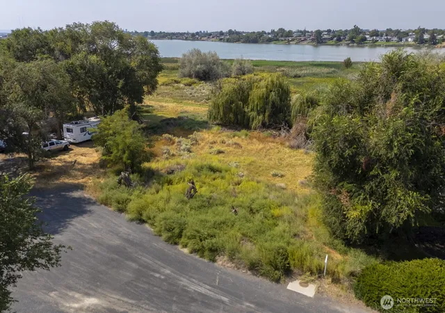 Photo 3 of Land for sale at 1012 Ashley Way S, Moses Lake, WA 98837 | MLS# NWM2426585 | Listing updated on 2026-10-21