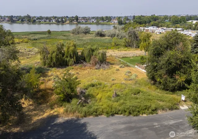 Photo 4 of Land for sale at 1012 Ashley Way S, Moses Lake, WA 98837 | MLS# NWM2426585 | Listing updated on 2026-10-21