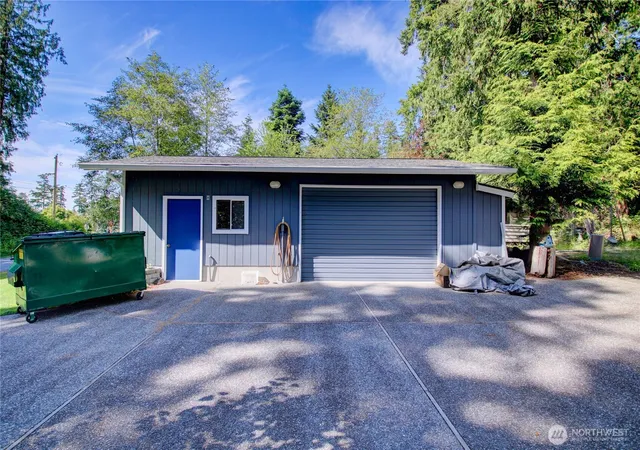 Photo 3 of Sale Pending at 17147 Hope Is Ln, La Conner, WA 98257 | MLS# NWM2427299 | Listing updated on 2026-09-25