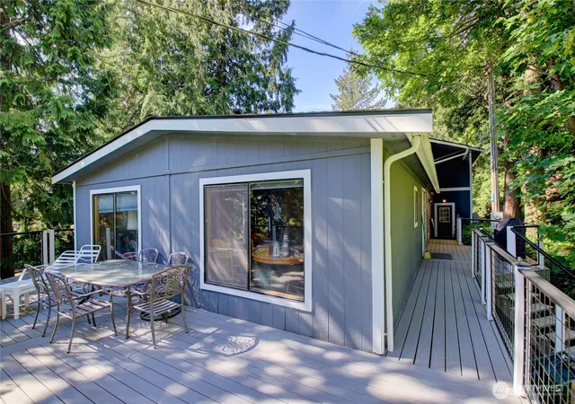 Photo 3 of Sale Pending at 17147 Hope Is Ln, La Conner, WA 98257 | MLS# NWM2427299 | Listing updated on 2026-09-25