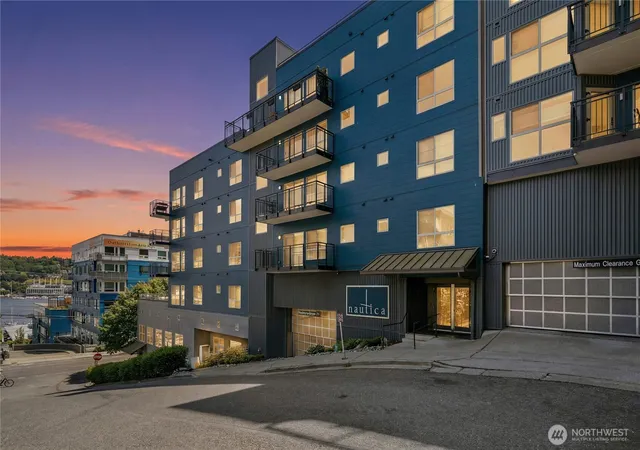 Photo 2 of Condo for sale at 701 Galer St #808, Seattle, WA 98109 | MLS# NWM2428409 | Listing updated on 2026-10-01