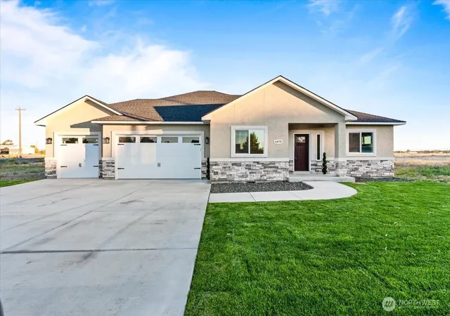 Photo 1 of Sale Pending at 6479 Road 3 Ne, Moses Lake, WA 98837 | MLS# NWM2428849 | Listing updated on 2026-09-25