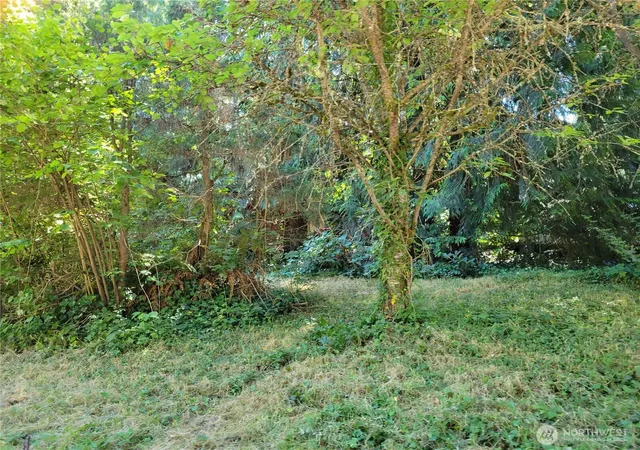 Photo 3 of Single family home for sale at 1818 Jackson Dr NW, Bremerton, WA 98312 | MLS# NWM2429899 | Listing updated on 2026-09-30