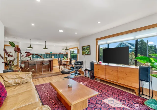 Photo 3 of Single family home for sale at 1738 Washington St, Port Townsend, WA 98368 | MLS# NWM2430849 | Listing updated on 2026-09-27