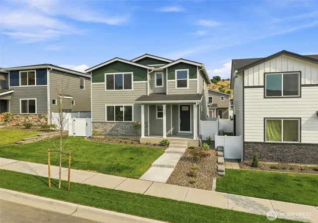 Photo 1 of Sale Pending at 2122 Plumridge Ct, Wenatchee, WA 98801 | MLS# NWM2436304 | Listing updated on 2026-10-06