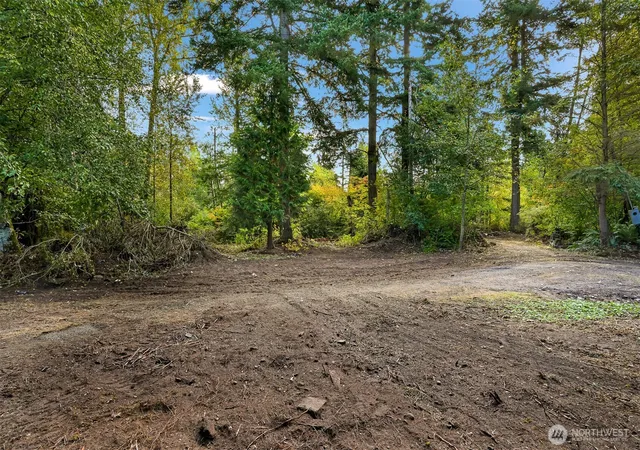 Photo 3 of Sale Pending at 4257 Cody Rd, Blaine, WA 98230 | MLS# NWM2436531 | Listing updated on 2026-09-25