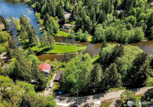 Photo 2 of Sale Pending at 530 Rainbow Dr, Sedro Woolley, WA 98284 | MLS# NWM2437396 | Listing updated on 2026-08-14