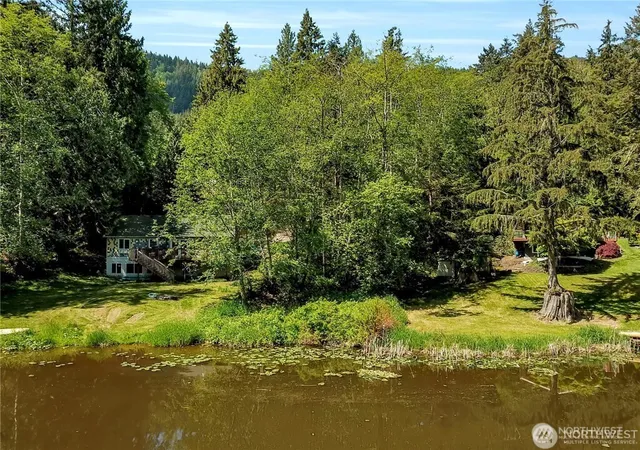 Photo 4 of Sale Pending at 530 Rainbow Dr, Sedro Woolley, WA 98284 | MLS# NWM2437396 | Listing updated on 2026-08-14