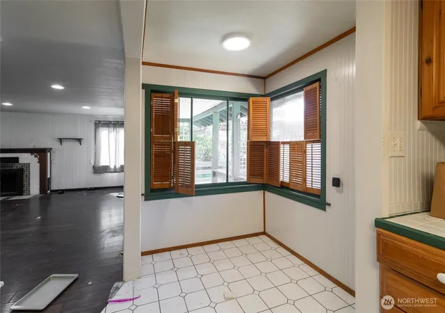 Photo 4 of Sale Pending at 7802 Golden Given Rd E, Tacoma, WA 98404 | MLS# NWM2438171 | Listing updated on 2026-09-25