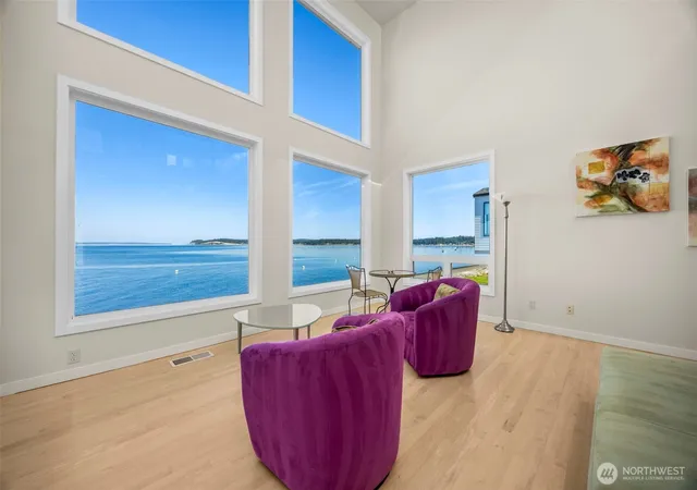 Photo 3 of Sale Pending at 6436 Ebb Tide Ln, Freeland, WA 98249 | MLS# NWM2438345 | Listing updated on 2026-09-26
