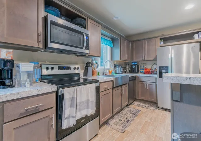 Photo 4 of Sale Pending at 6705 NE Prospect St, Suquamish, WA 98392 | MLS# NWM2439111 | Listing updated on 2026-05-25