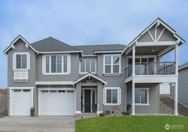 Photo 2 of Sale Pending at 651 S Juli Ave, East Wenatchee, WA 98802 | MLS# NWM2439542 | Listing updated on 2026-09-27