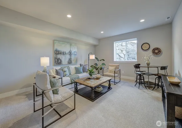 Photo 4 of Sale Pending at 651 S Juli Ave, East Wenatchee, WA 98802 | MLS# NWM2439542 | Listing updated on 2026-09-27