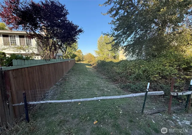 Photo 2 of Sale Pending at 2928 S Bradford St, Seattle, WA 98108 | MLS# NWM2443087 | Listing updated on 2026-09-20