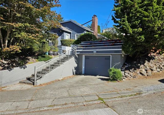 Photo 1 of Single family home for sale at 2822 Prosch Ave W, Seattle, WA 98119 | MLS# NWM2443296 | Listing updated on 2026-10-12