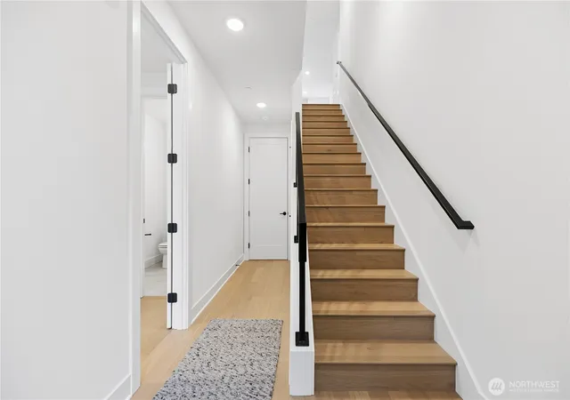 Photo 4 of Sale Pending at 12207 137th Place NE #2602, Redmond, WA 98052 | MLS# NWM2443918 | Listing updated on 2026-09-30