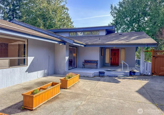 Photo 2 of Single family home for sale at 291 Pioneer Dr, Port Ludlow, WA 98365 | MLS# NWM2446730 | Listing updated on 2026-09-28