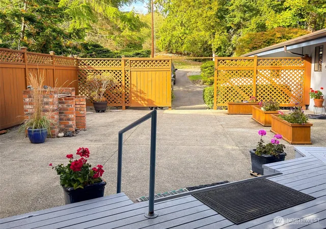 Photo 3 of Single family home for sale at 291 Pioneer Dr, Port Ludlow, WA 98365 | MLS# NWM2446730 | Listing updated on 2026-09-28