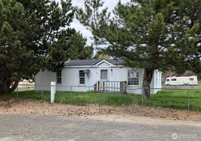 Photo 1 of Manufactured home for sale at 775 Preston Ave, Waitsburg, WA 99361 | MLS# NWM2448264 | Listing updated on 2026-09-18
