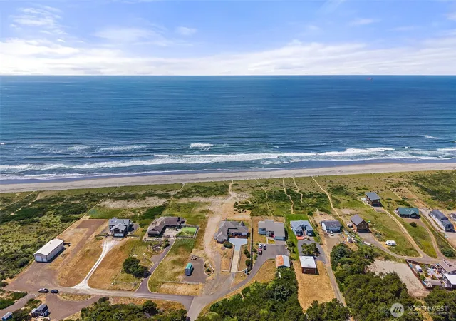 Photo 3 of Single family home for sale at 1981 Grey Gull Ln S, Westport, WA 98595 | MLS# NWM2448418 | Listing updated on 2026-09-29