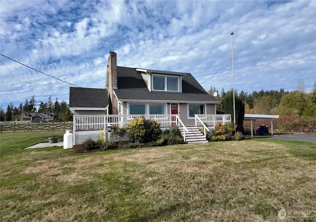 Photo 3 of Single family home for sale at 18122 Best Rd, Mount Vernon, WA 98273 | MLS# NWM2449659 | Listing updated on 2026-10-01