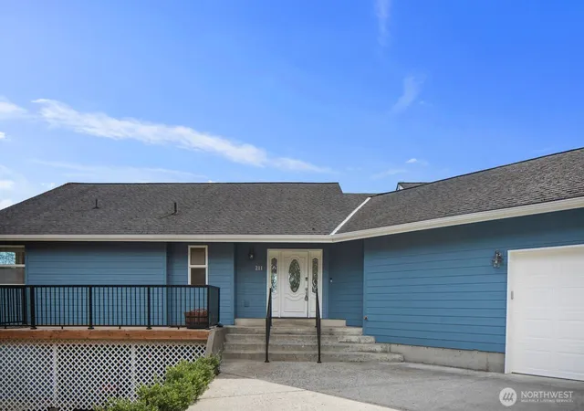Photo 2 of Contingent at 211 Basswood Dr, Silverlake, WA 98645 | MLS# NWM2451078 | Listing updated on 2026-09-25