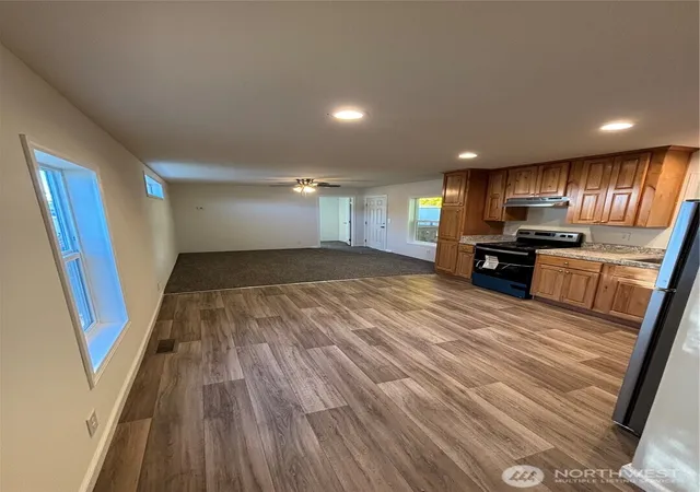 Photo 3 of Manufactured home for sale at 1331 W Pine #25, Walla Walla, WA 99362 | MLS# NWM2451532 | Listing updated on 2026-09-21