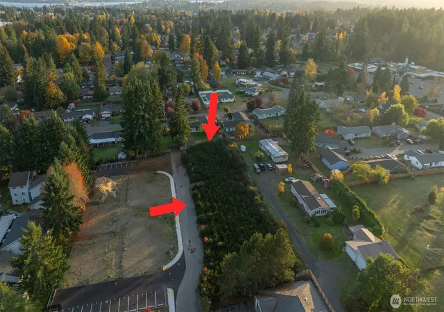 Photo 3 of Sale Pending at 119 Sarette Pl Ne, Bremerton, WA 98310 | MLS# NWM2452847 | Listing updated on 2026-09-24