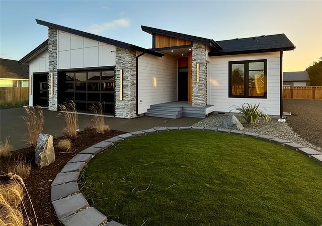Photo 1 of Single family home for sale at 998 Alida Ct Se, Ocean Shores, WA 98569 | MLS# NWM2453836 | Listing updated on 2026-10-21