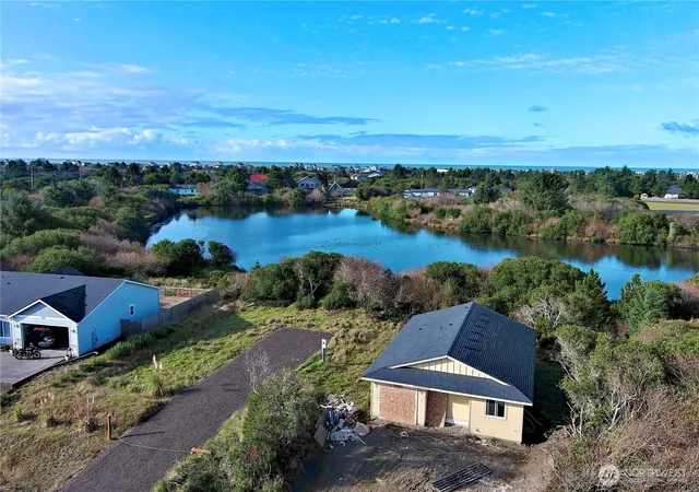 Photo 1 of Single family home for sale at 957 Cascade Ave Sw, Ocean Shores, WA 98569 | MLS# NWM2453842 | Listing updated on 2026-10-14
