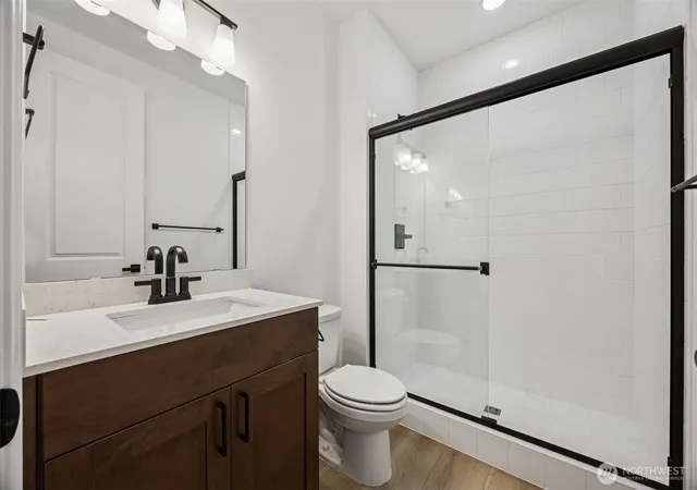 Photo 3 of Single family home for sale at 2207 Oak Ct #8, Milton, WA 98354 | MLS# NWM2455023 | Listing updated on 2026-09-30
