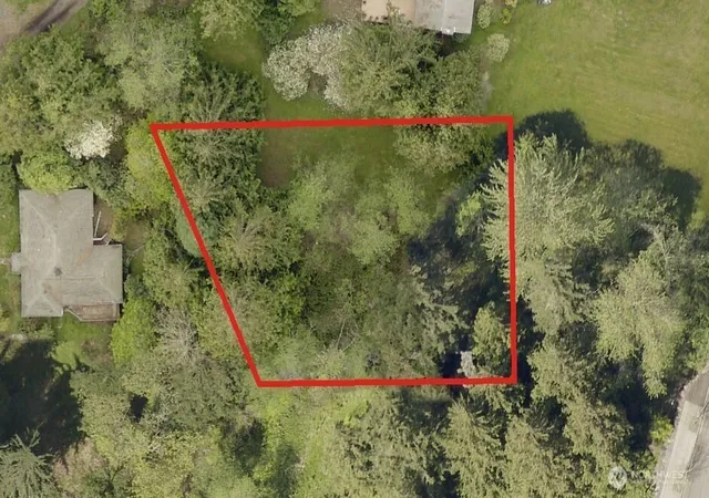 Photo 1 of Sale Pending at 104 Xx Slater Ave Ne, Kirkland, WA 98033 | MLS# NWM2455702 | Listing updated on 2026-06-16